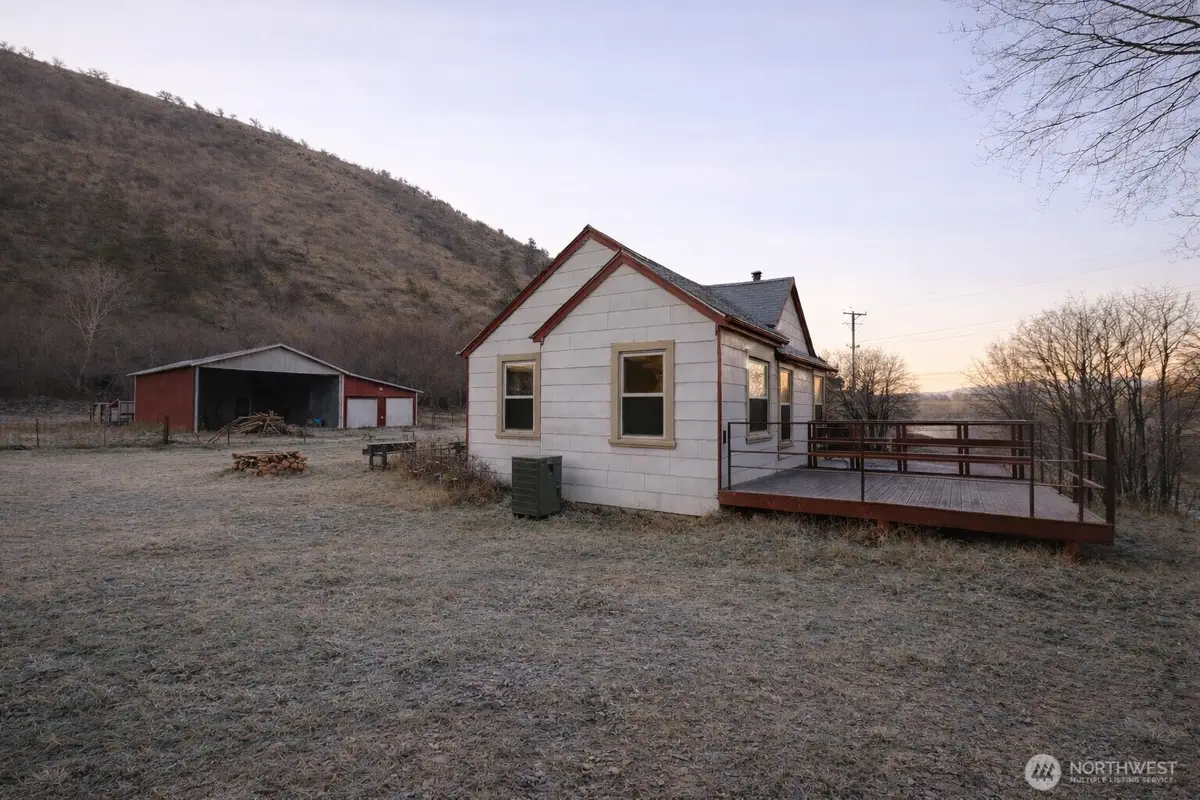 147 Bramlett Road, Waitsburg, WA 99361 - Image #1