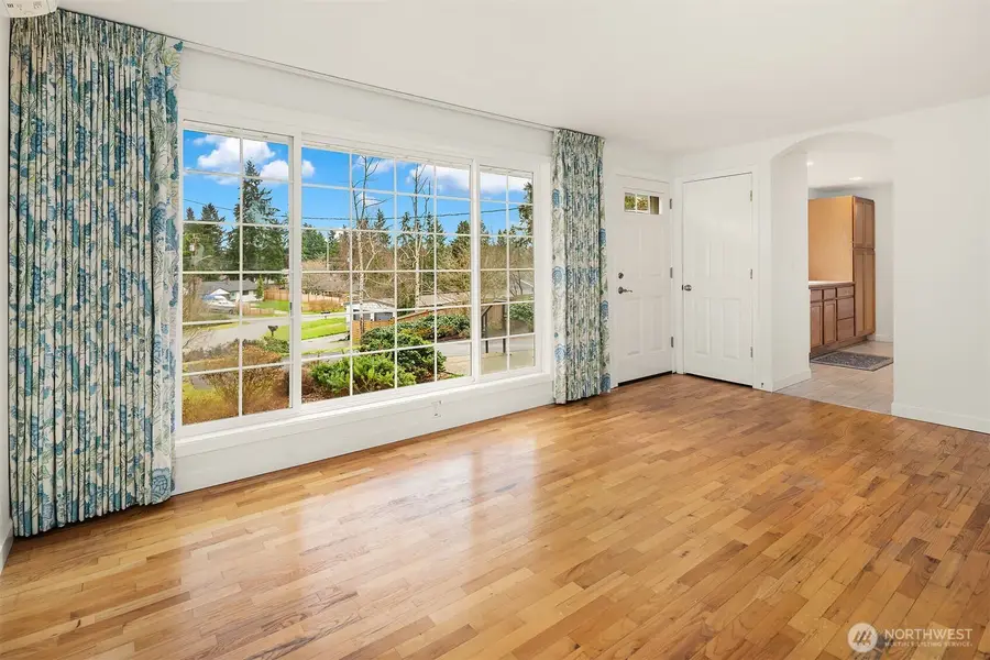 23700 77th Avenue W, Edmonds, WA 98026 - Image #3