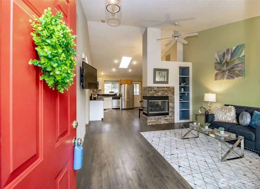 3303 18th Street Pl Sw, Puyallup, WA 98373 - Image #3