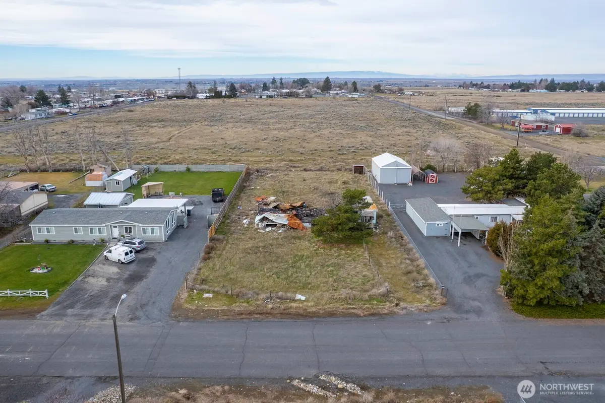 4454 Jackie Drive Ne, Moses Lake, WA 98837 - Image #1