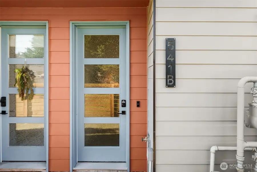 541 S Cloverdale St #B, Seattle, WA 98108 - Image #3