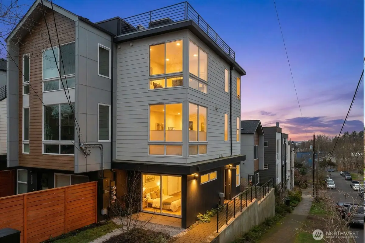 2915 S Dearborn Street, Seattle, WA 98144 - Image #1