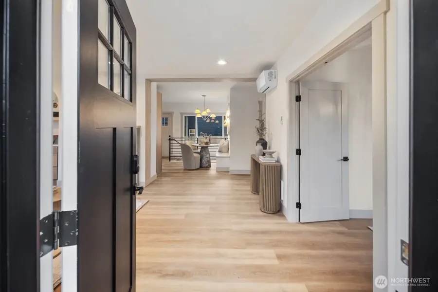 817 26th Avenue, Seattle, WA 98122 - Image #2