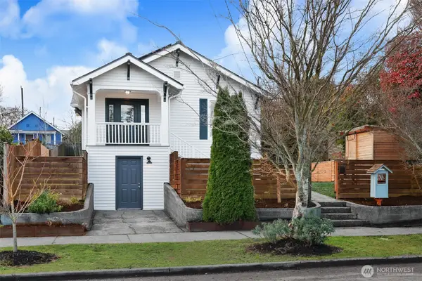 8333 Dibble Avenue Nw, Seattle, WA 98117