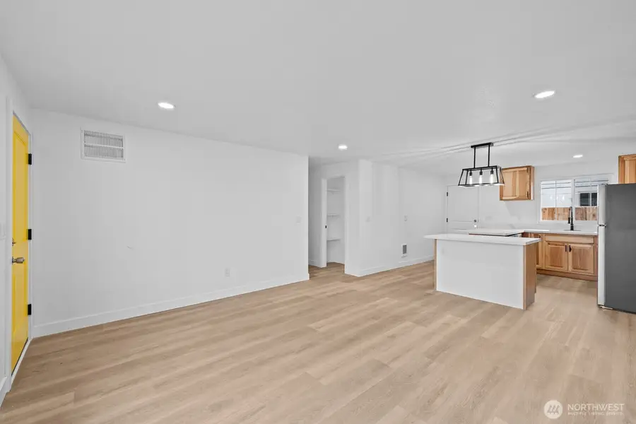 405 E K Street, Shelton, WA 98584 - Image #3