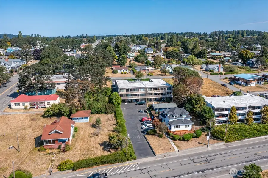 1199 SE 9th Avenue #206, Oak Harbor, WA 98277 - Image #2