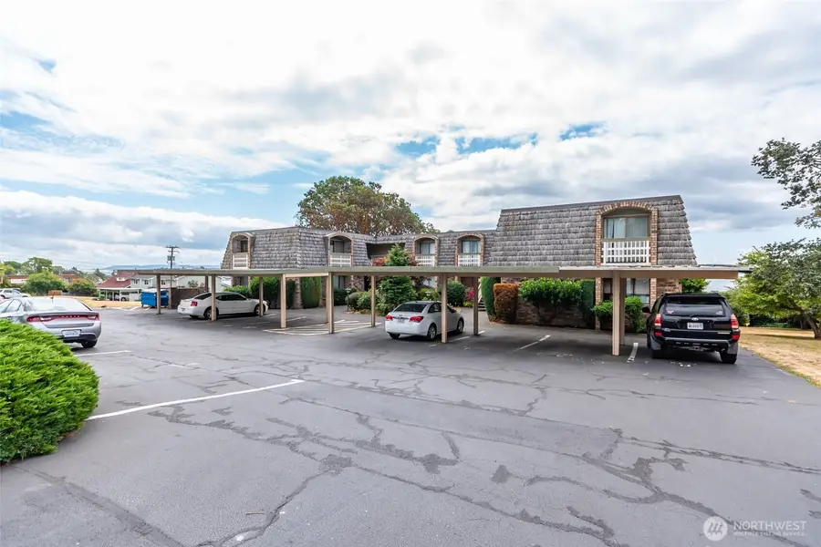 1199 SE 9th Avenue #206, Oak Harbor, WA 98277 - Image #3