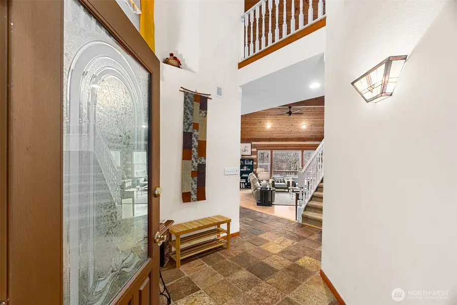 2347 48th Avenue Sw #B, Tumwater, WA 98512 - Image #2