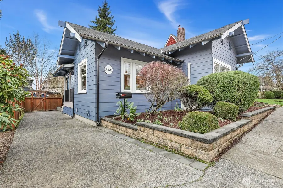 7341 11th Avenue Nw, Seattle, WA 98117 - Image #2