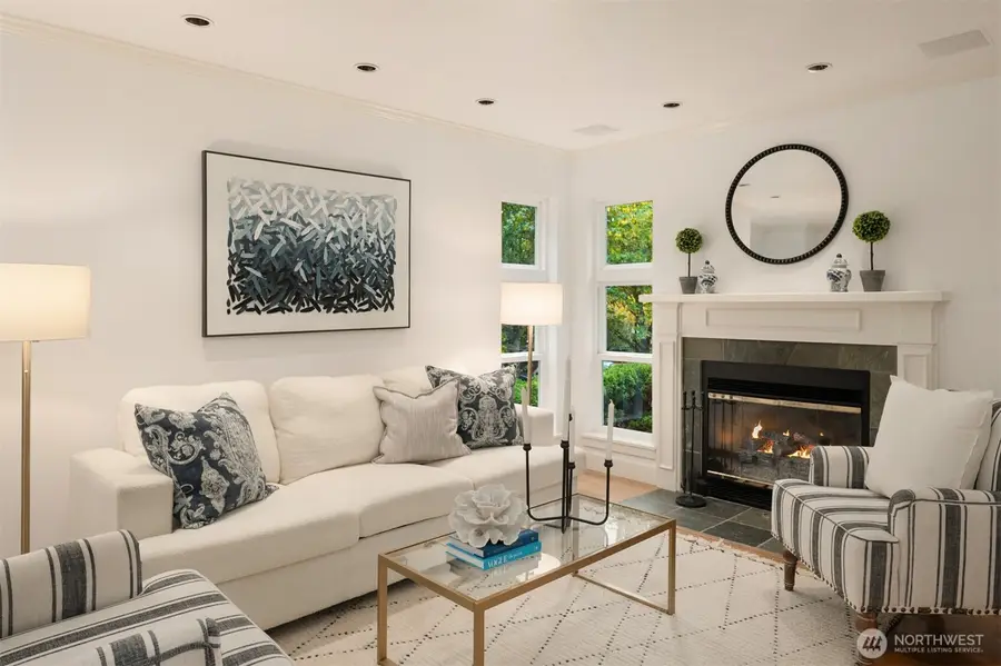 1929 42nd Avenue E #B, Seattle, WA 98112 - Image #2