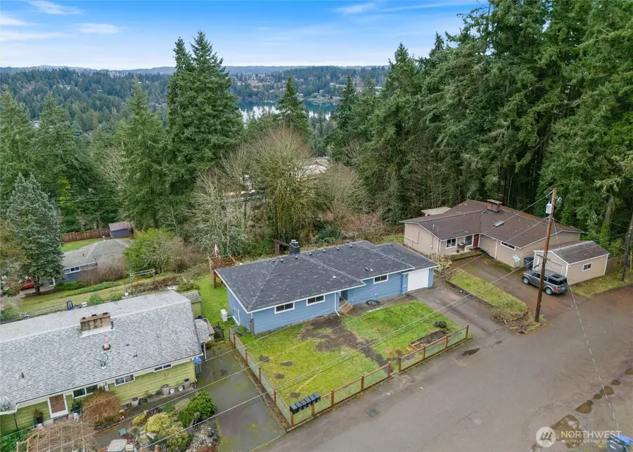 1530 Crestview Drive, Bremerton, WA 98312 - Image #3