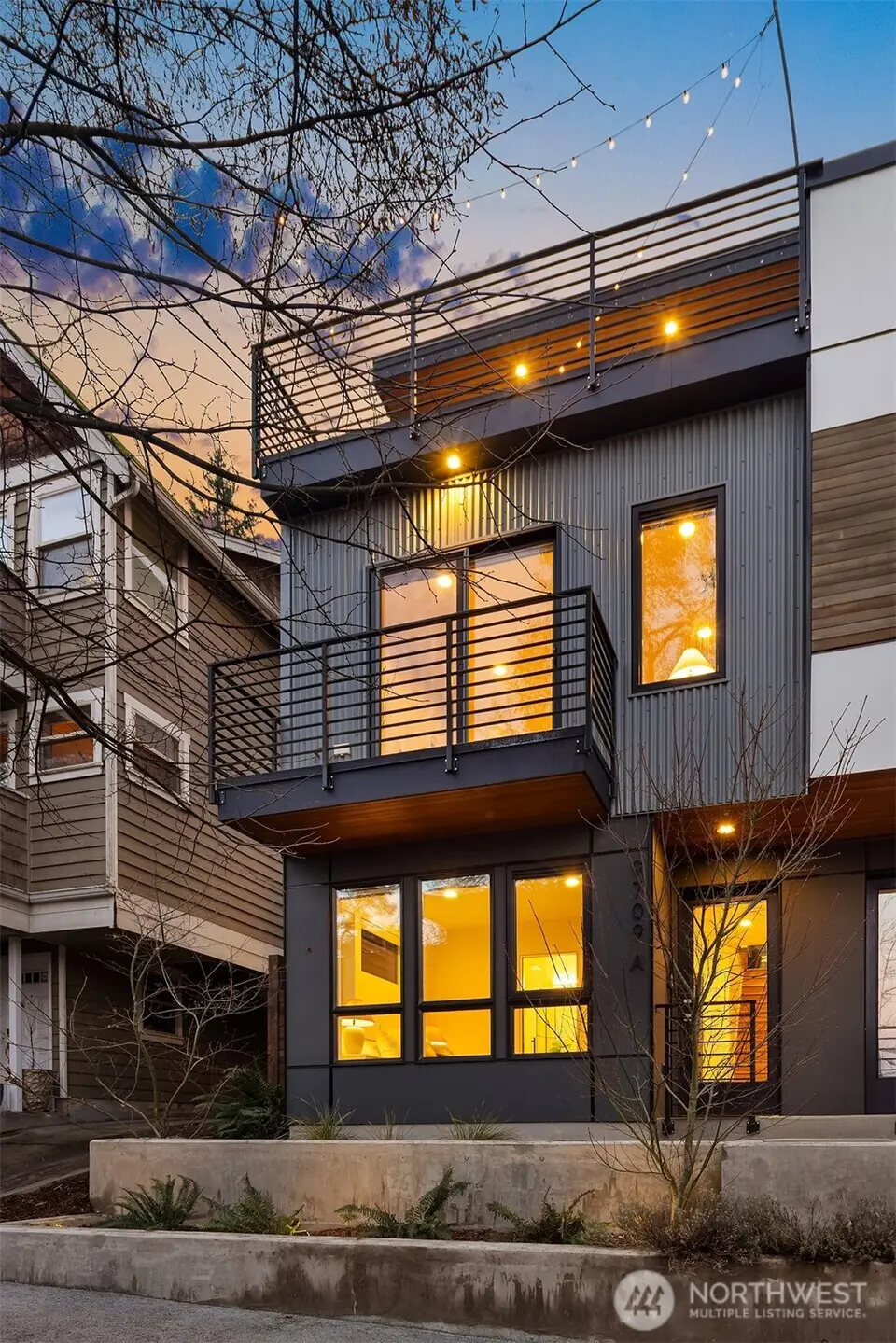 9709 Roosevelt Way Ne #A, Seattle, WA 98115 - Image #1