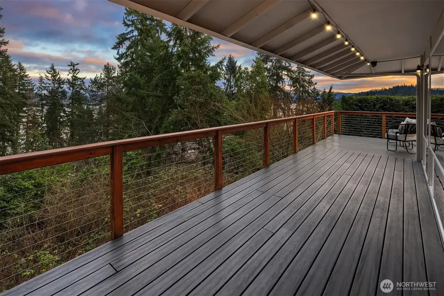 17505 NE 4th Place, Bellevue, WA 98008 - Image #2