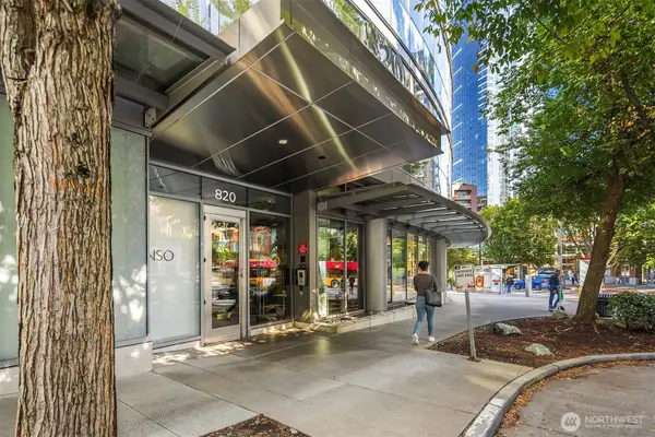 820 Blanchard Street #1209, Seattle, WA 98121