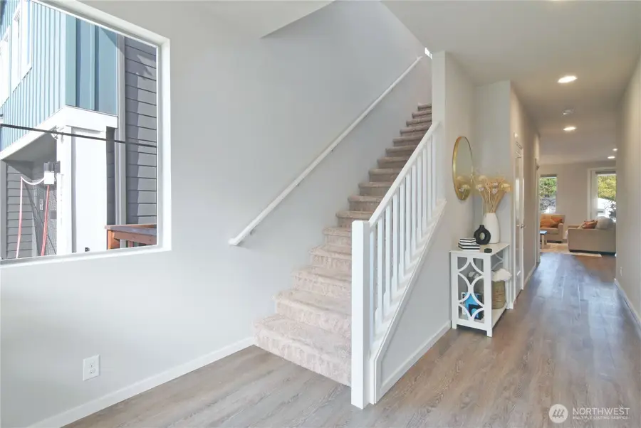 218 SW 96th Lane, Seattle, WA 98106 - Image #3