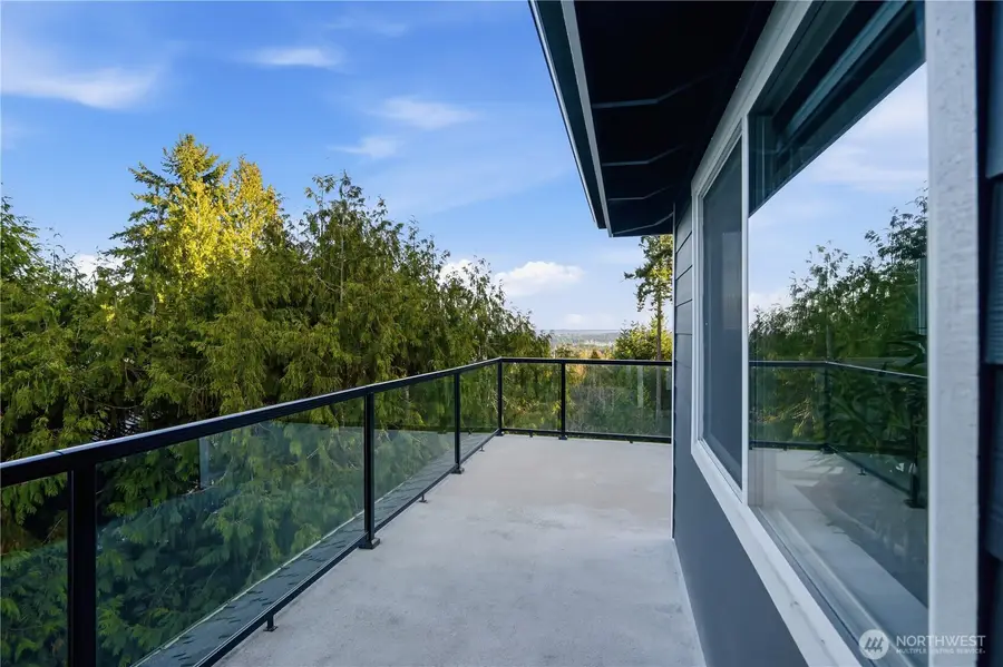 5175 NW El Camino Boulevard, Bremerton, WA 98312 - Image #3