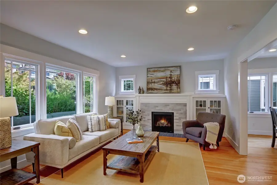 1611 10th Avenue W, Seattle, WA 98119 - Image #3