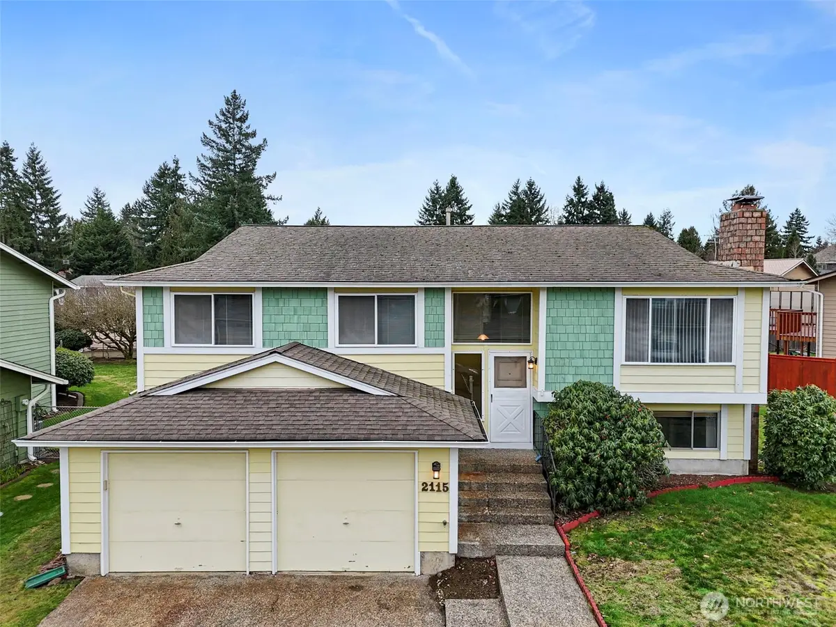 2115 Whitman Avenue Ne, Renton, WA 98059 - Image #1