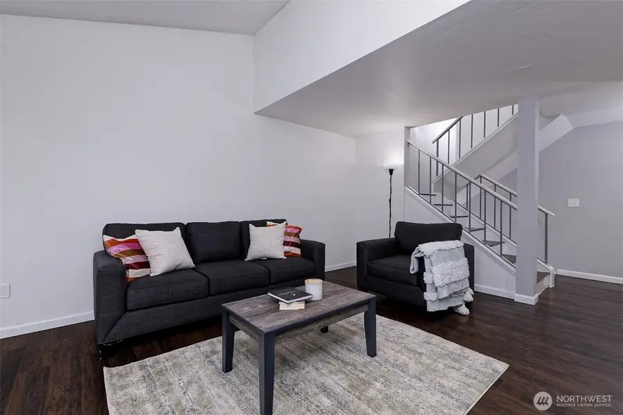 15120 Sunwood Boulevard #OO11, Seattle, WA 98188 - Image #3