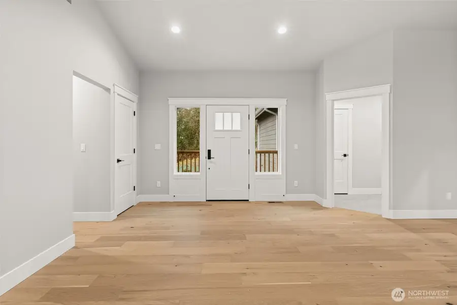 7864 Beach Drive E, Port Orchard, WA 98366 - Image #3