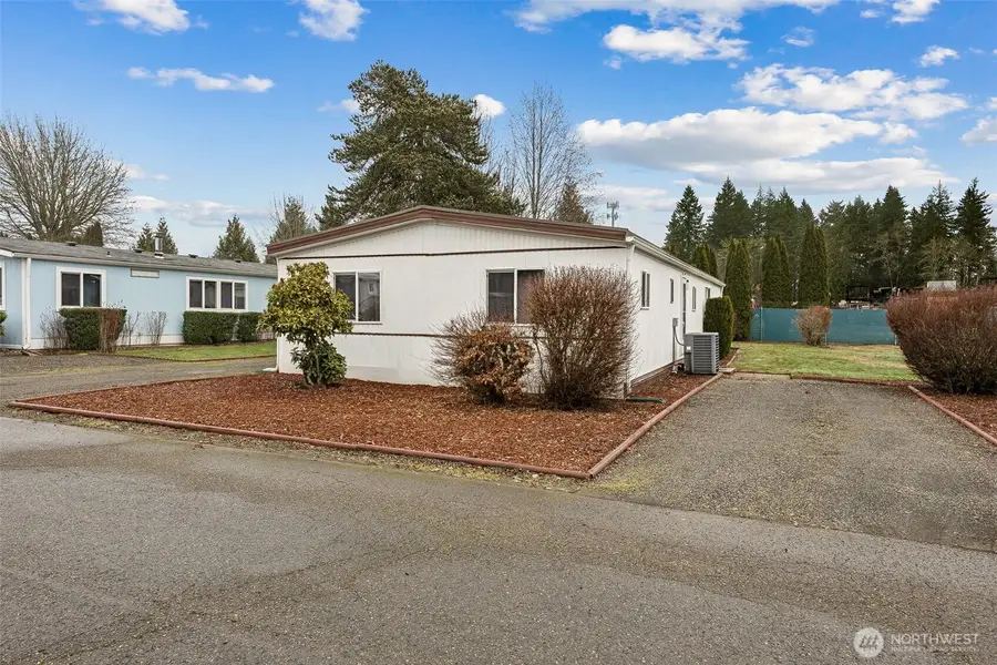 9900 Blomberg Street Sw #16, Olympia, WA 98512 - Image #2