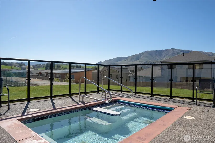 100 Lake Chelan Shores Drive #14-5, Chelan, WA 98816 - Image #2