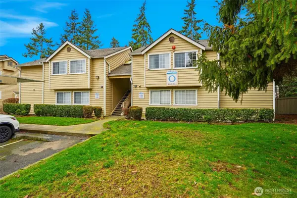 1806 S 286th Lane #O-201, Federal Way, WA 98003