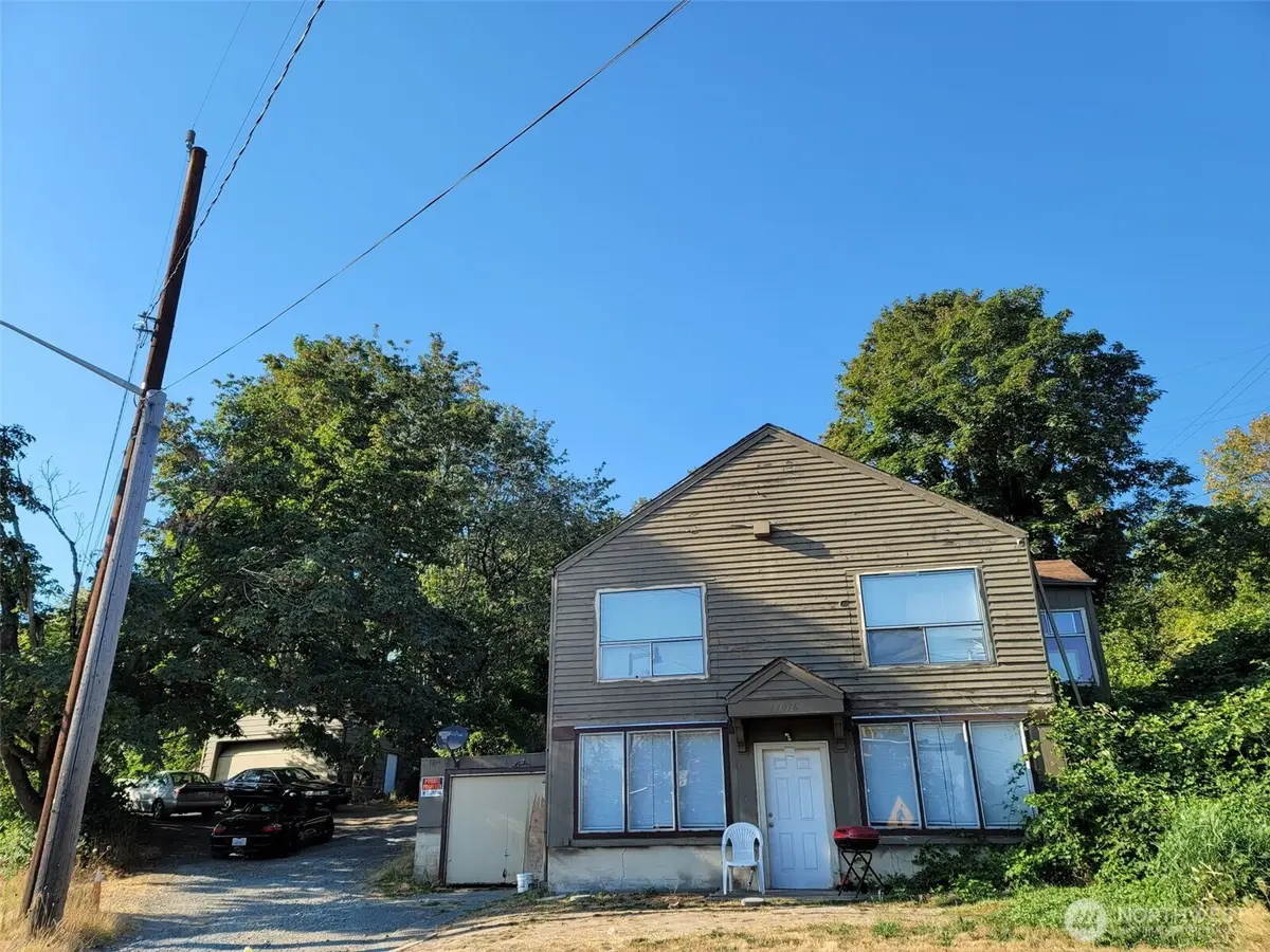 13076 Renton Avenue S, Renton, WA 98178 - Image #1