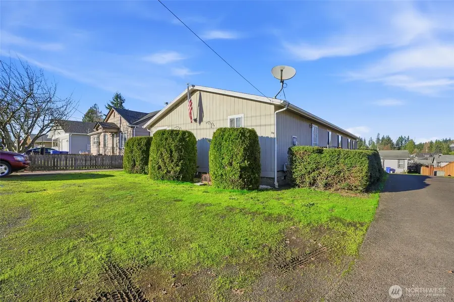 1003 Lord Street, Kelso, WA 98626 - #3