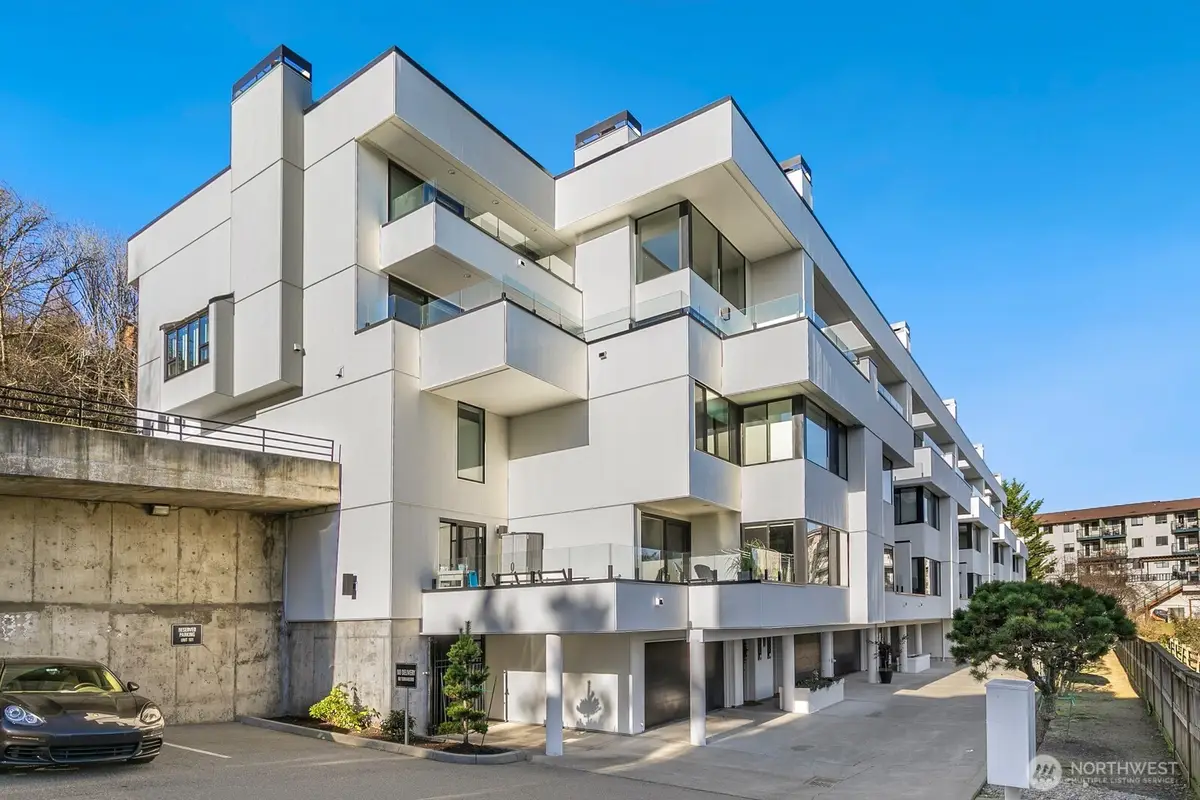 2410 Aurora Avenue N #106, Seattle, WA 98109 - Image #1