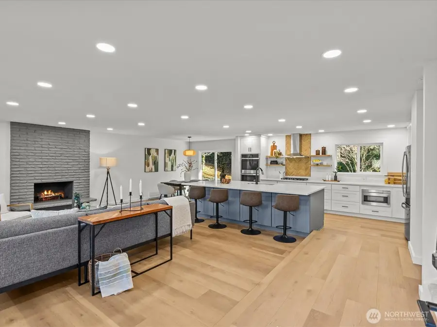 16822 8th Avenue Sw, Normandy Park, WA 98166 - Image #3