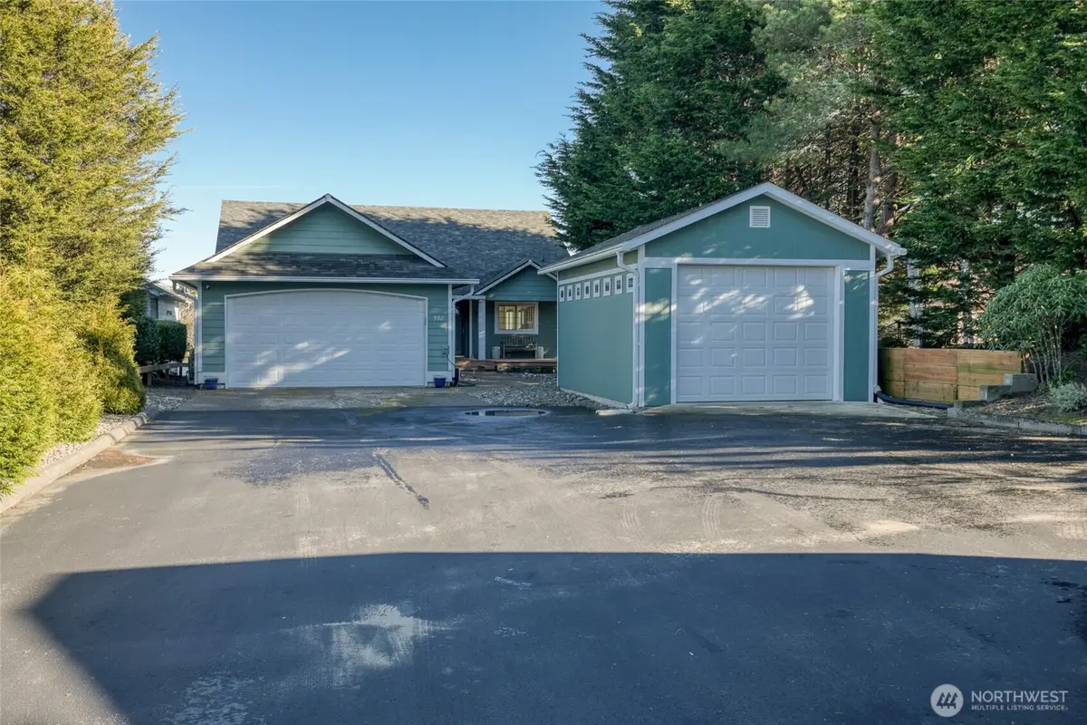 598 Mount Olympus Avenue Se, Ocean Shores, WA 98569 - Image #1