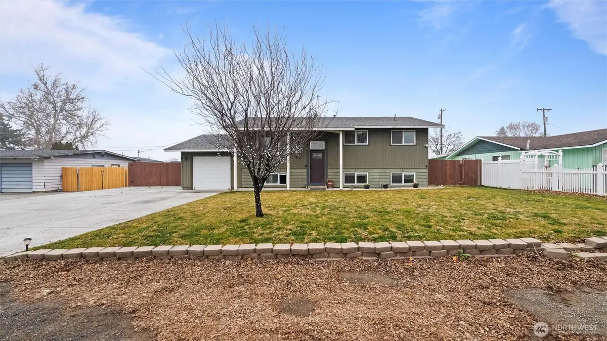 321 S Sheppard Street, Kennewick, WA 99336 - Image #1