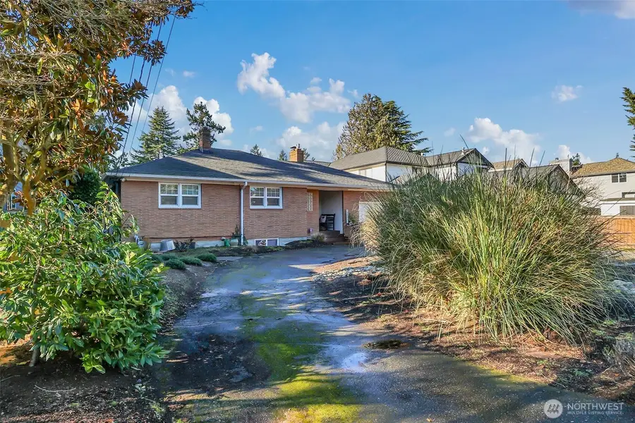 19041 21st Avenue Nw, Shoreline, WA 98177 - Image #3