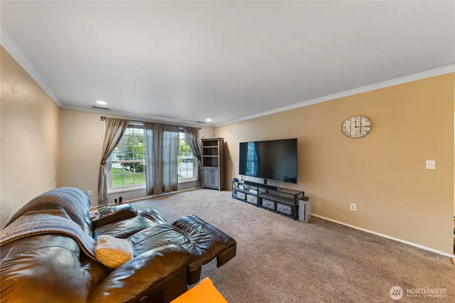 625 NW Mizzen Drive, Oak Harbor, WA 98277 - Image #3