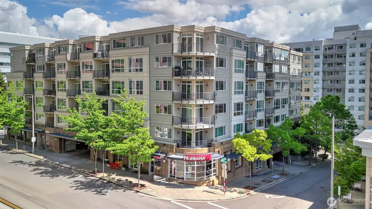 300 110th Avenue Ne #605, Bellevue, WA 98004 - Image #1
