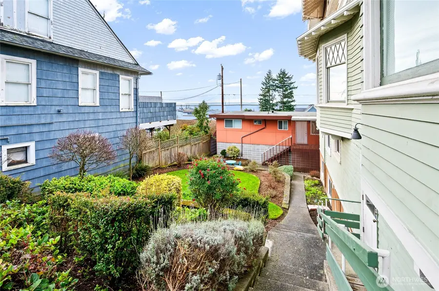 2112 Rucker Avenue #6, Everett, WA 98201 - Image #3