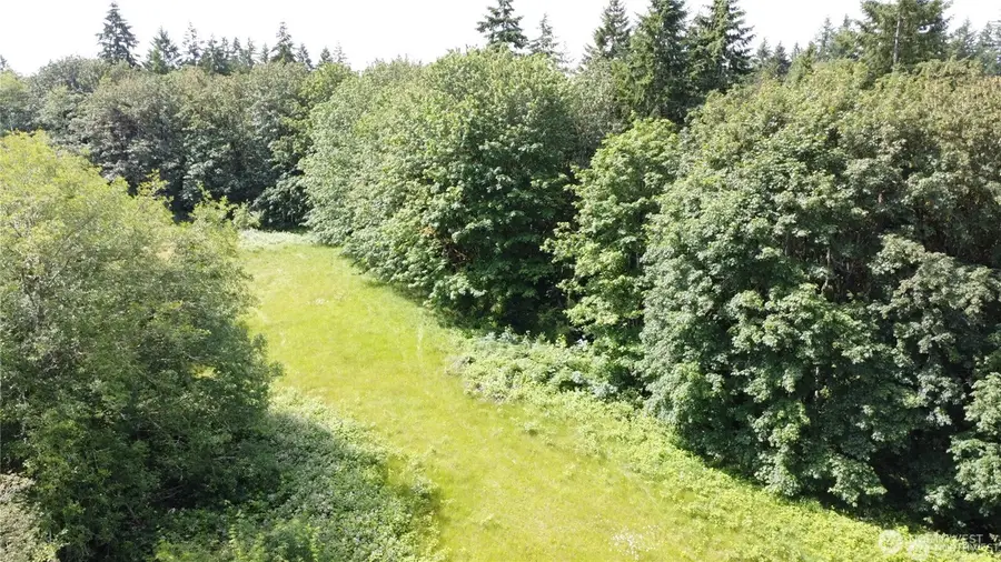 210 Pugh Road Ne, Poulsbo, WA 98370 - Image #2