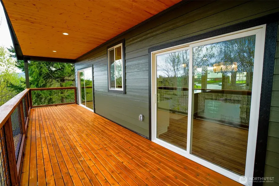 254 Skyler Way, Eatonville, WA 98328 - #3