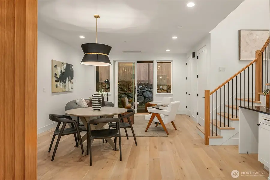 7020 127th Avenue Ne, Kirkland, WA 98033 - Image #2