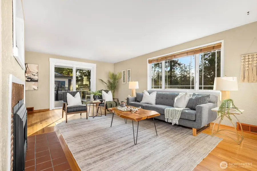 15727 2nd Ave Nw, Shoreline, WA 98177 - Image #3