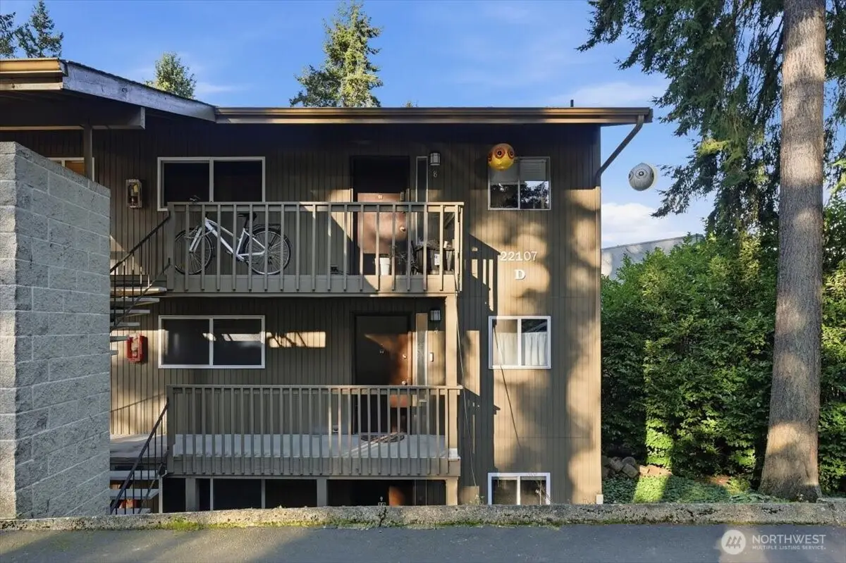 22107 66th Avenue W #4D, Mountlake Terrace, WA 98043 - Image #1