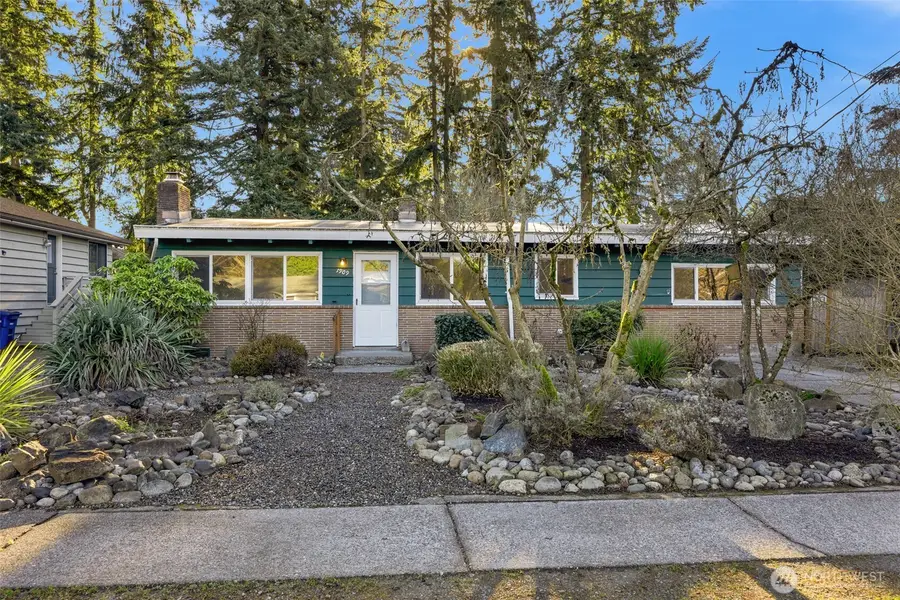 1909 N 192nd Street, Shoreline, WA 98133 - Image #2