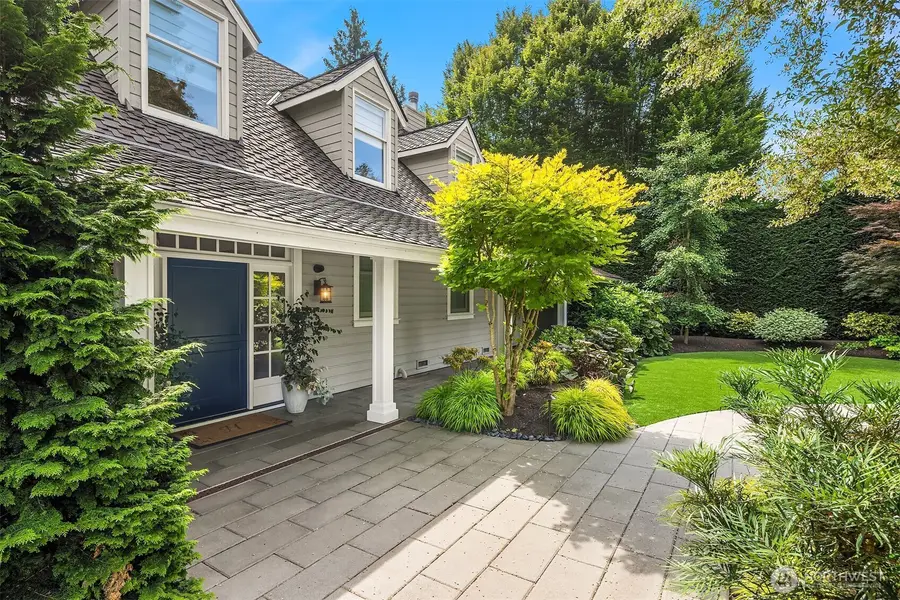 2042 77th Avenue Ne, Medina, WA 98039 - #3