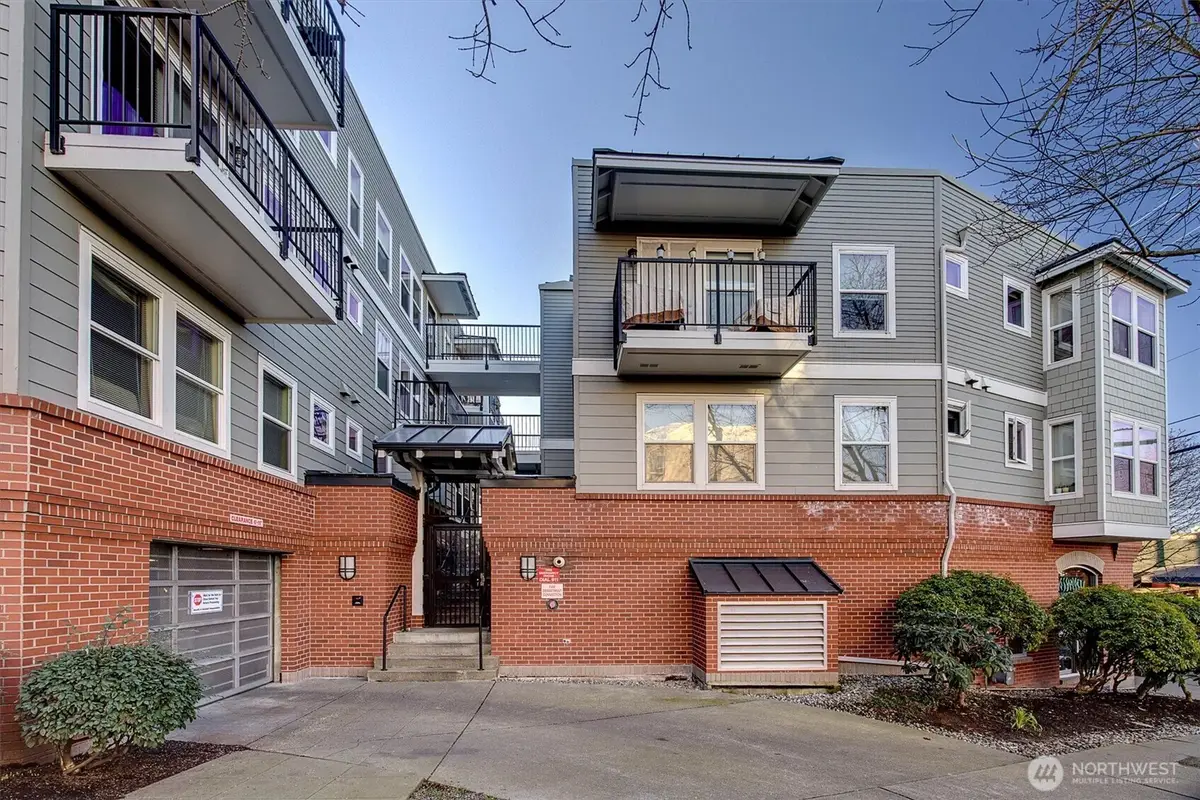 2101 N 55th Street #201, Seattle, WA 98103 - Image #1