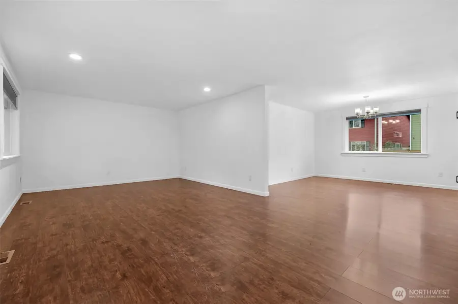 2105 100th Street Se, Everett, WA 98208 - Image #3