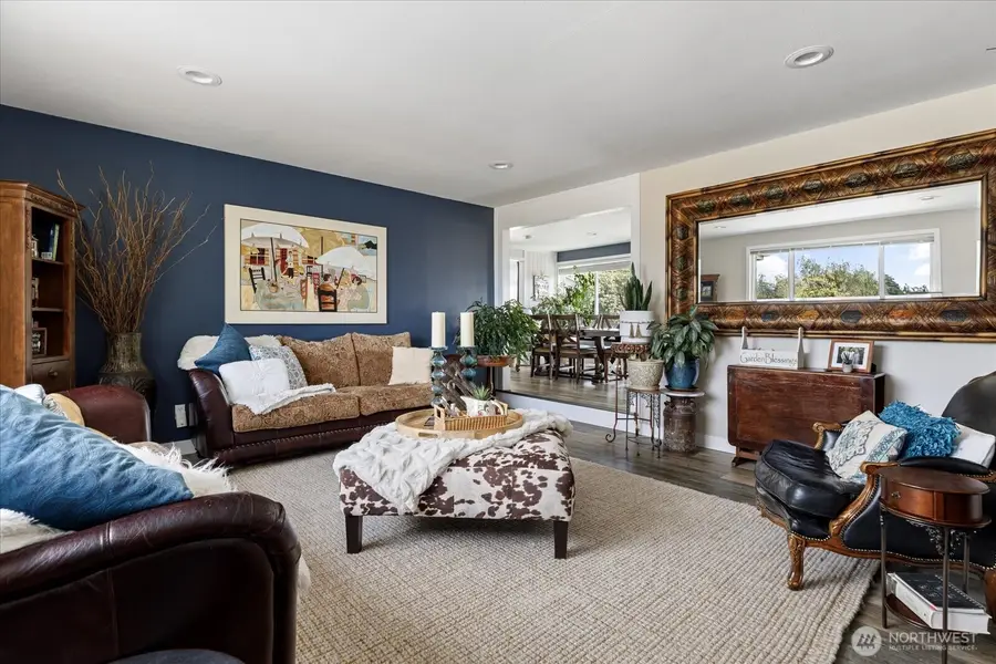 750 SW Thornberry Drive, Oak Harbor, WA 98277 - Image #3