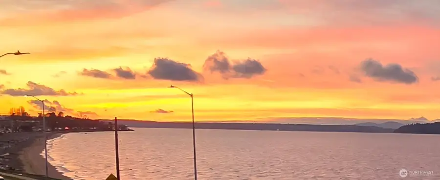 2200 Alki Avenue Sw #203, Seattle, WA 98116 - Image #3