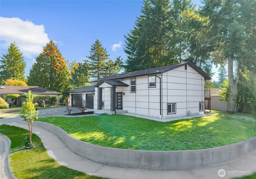 1112 Redmond Avenue Ne, Renton, WA 98056 - Image #3