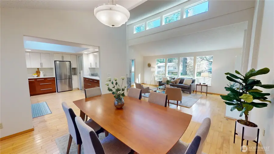 2103 180th Court Ne, Redmond, WA 98052 - Image #2